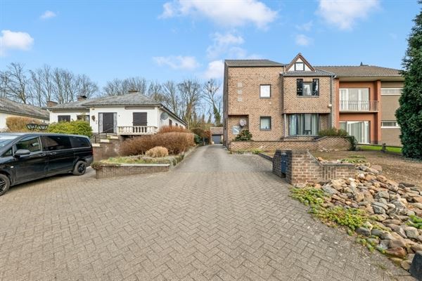 RUIME WONING MET VEEL MOGELIJKHEDEN IN TONGEREN