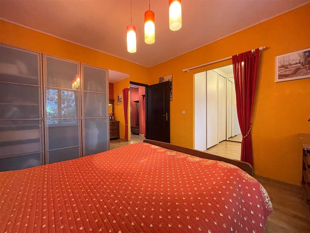 Jolie villa dans un quartier prisé et verdoyant