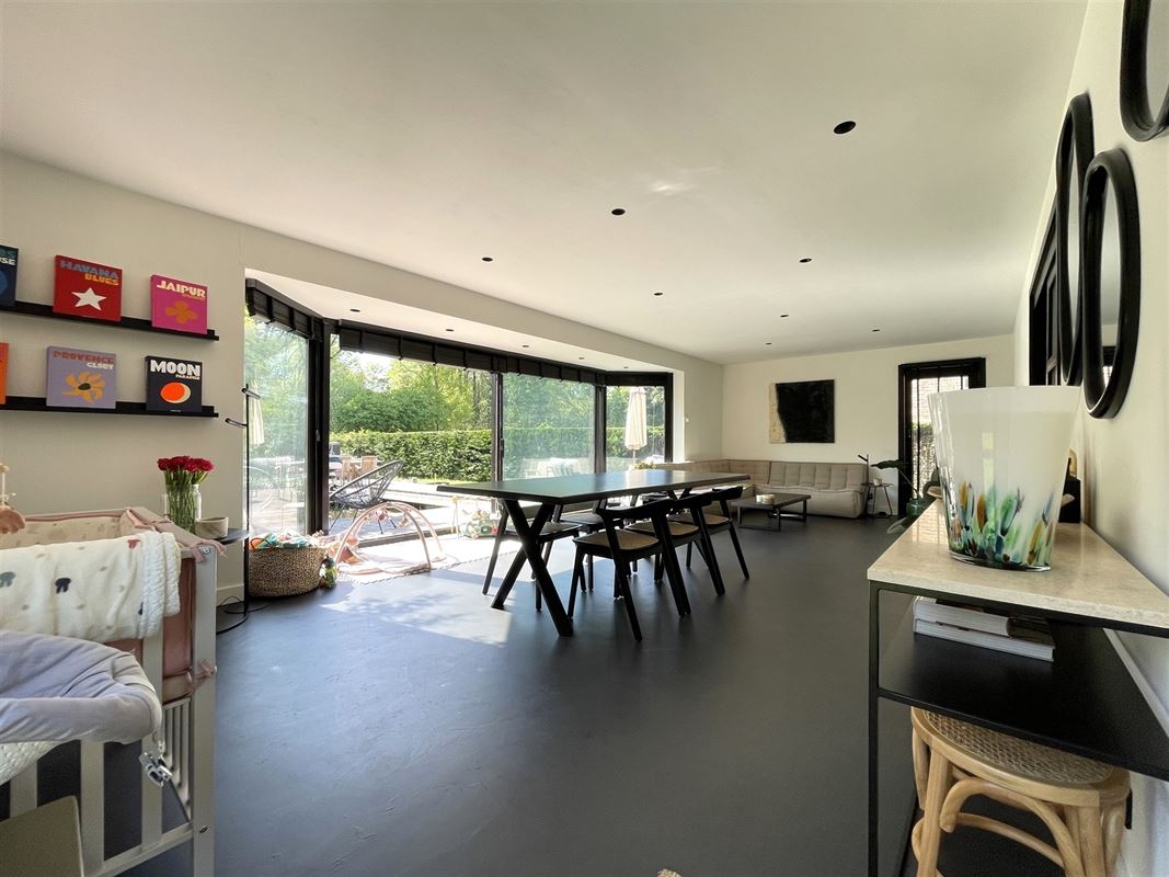 Villa rénovée à deux pas du lac de Genval