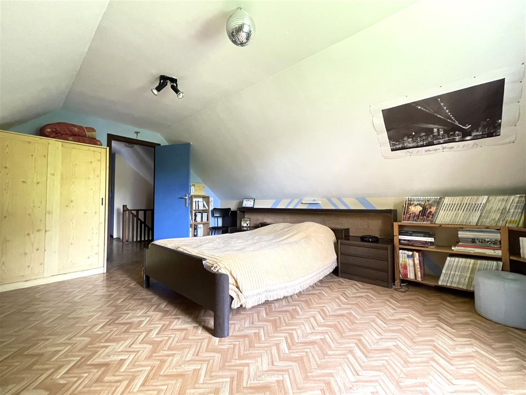 Jolie villa dans un quartier prisé et verdoyant