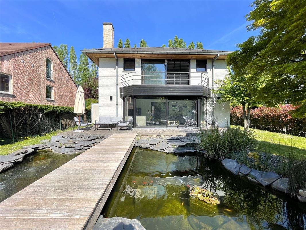 Villa rénovée à deux pas du lac de Genval