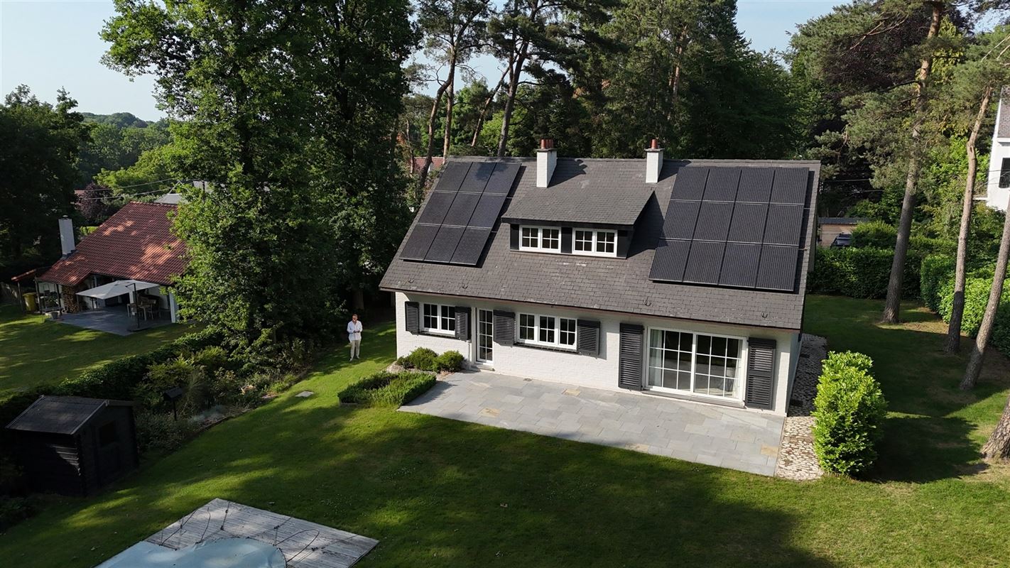 Charmante villa avec piscine dans un écrin de verdure