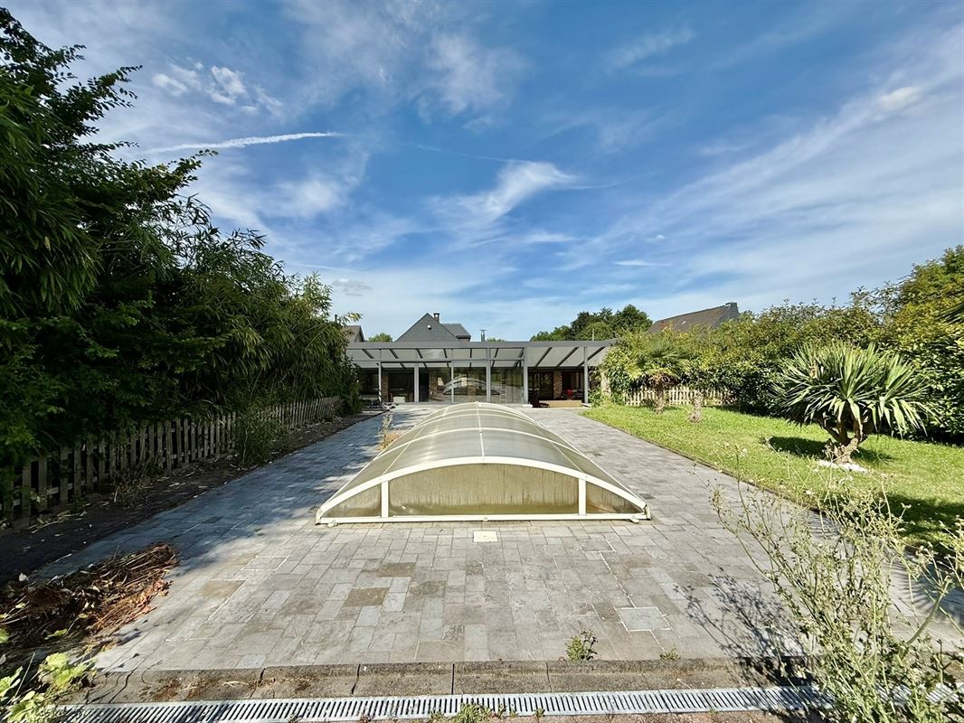 PISCINE - JACUZZI - JARDIN - 4 CH - CAMPAGNE