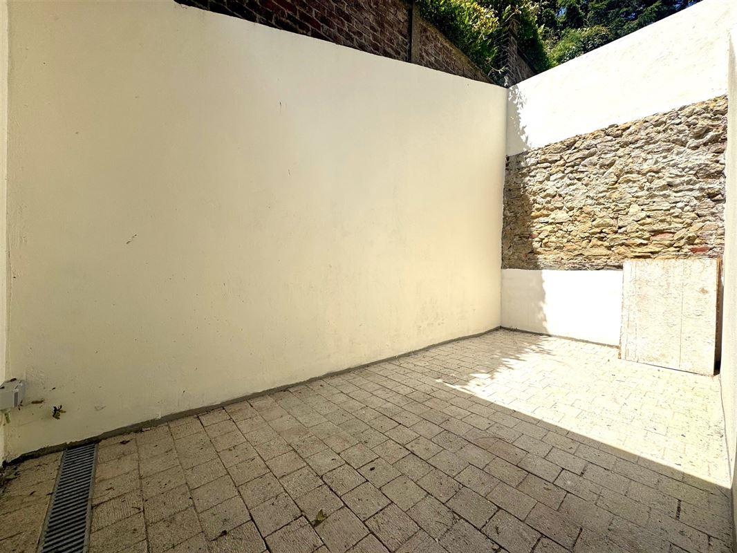 JARDIN - TERRASSE - GARE - PAPETERIES - 2CH