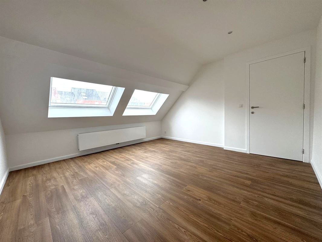 DUPLEX - GARE - 2 CH - CENTRALE - NEUF