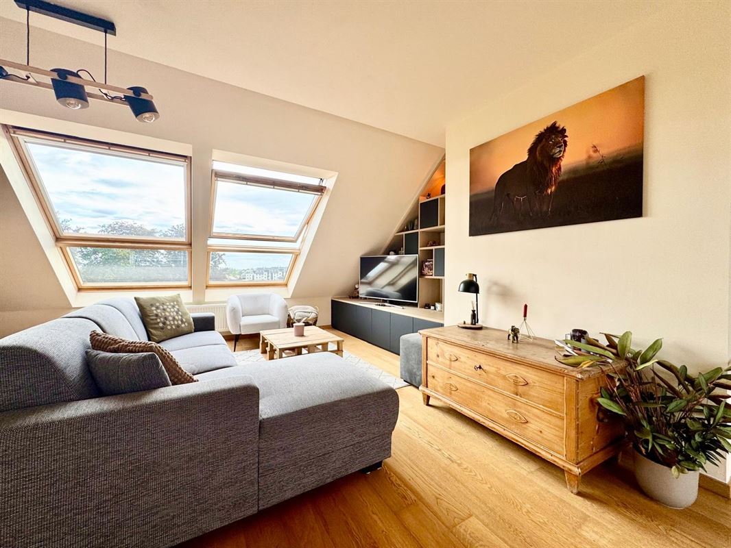 MAGNIFIQUE APPARTEMENT - LUMINEUX - GARAGE - CAVE