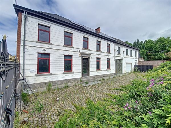 Grande maison idéale pour profession libérale ou activité complémentaire