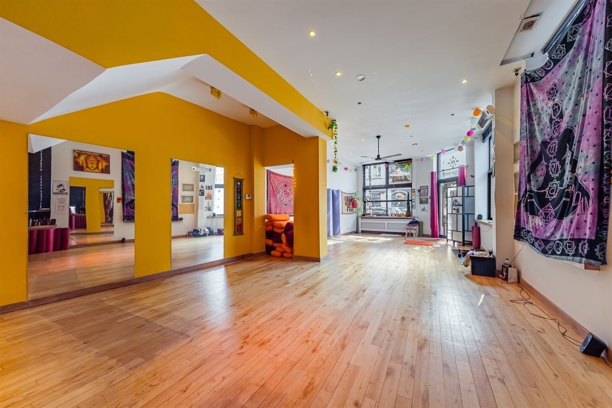 Image 2 : Commerce à 1050 IXELLES (Belgique) - Prix 230.000 €