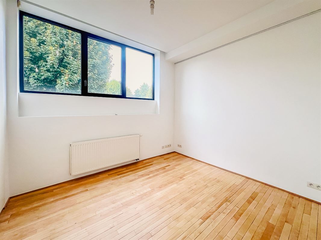 Image 13 : Appartement à 1050 IXELLES (Belgique) - Prix 4.000 €