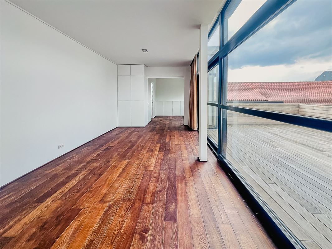 Image 8 : Appartement à 1050 IXELLES (Belgique) - Prix 4.000 €