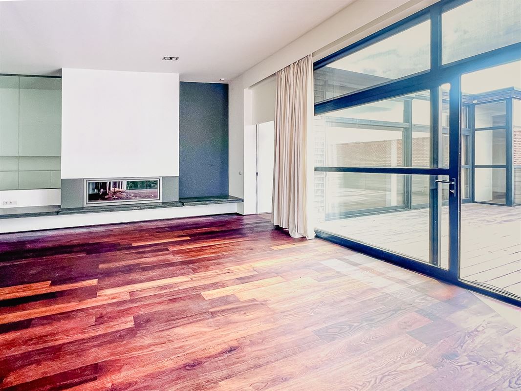 Image 4 : Appartement à 1050 IXELLES (Belgique) - Prix 4.000 €