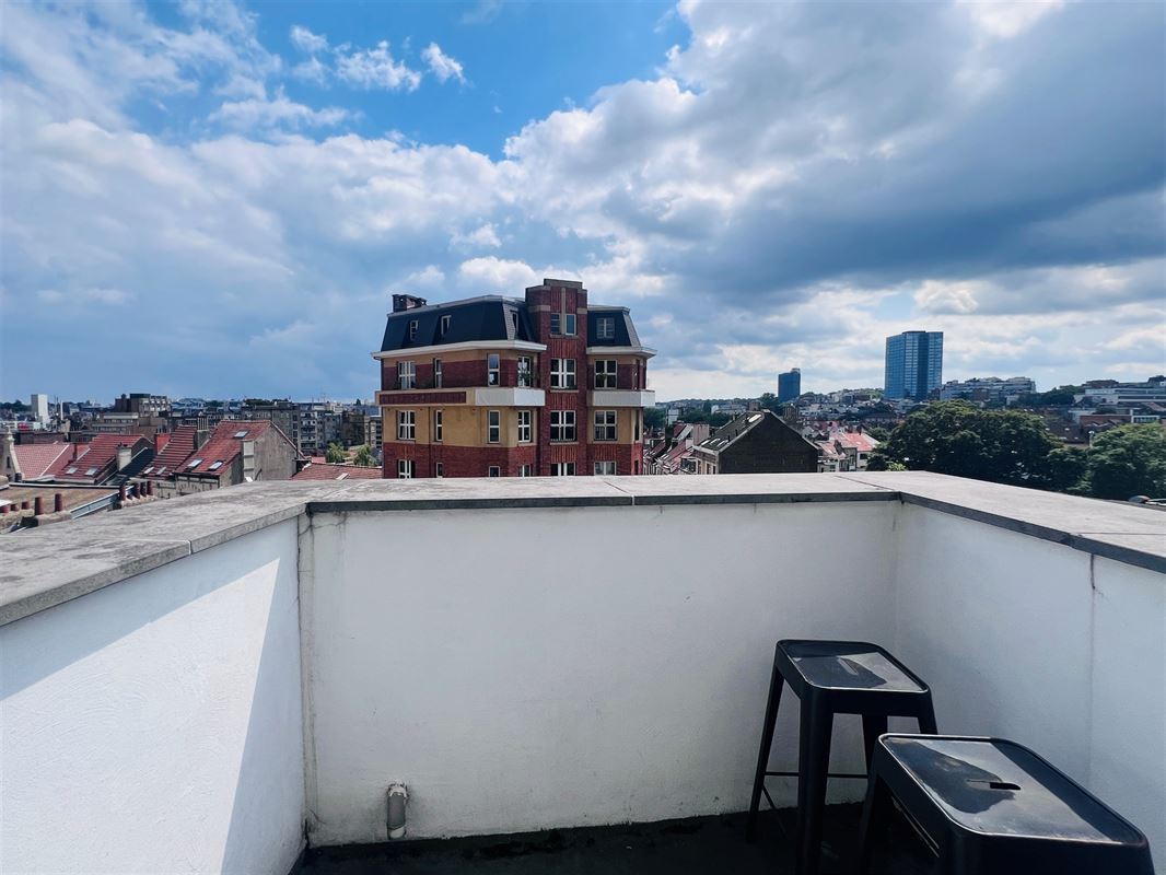 Image 2 : Appartement à 1050 ixelles (Belgique) - Prix 1.300 €