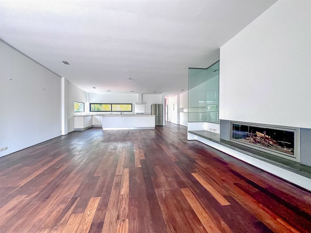 Image 3 : Appartement à 1050 IXELLES (Belgique) - Prix 4.000 €