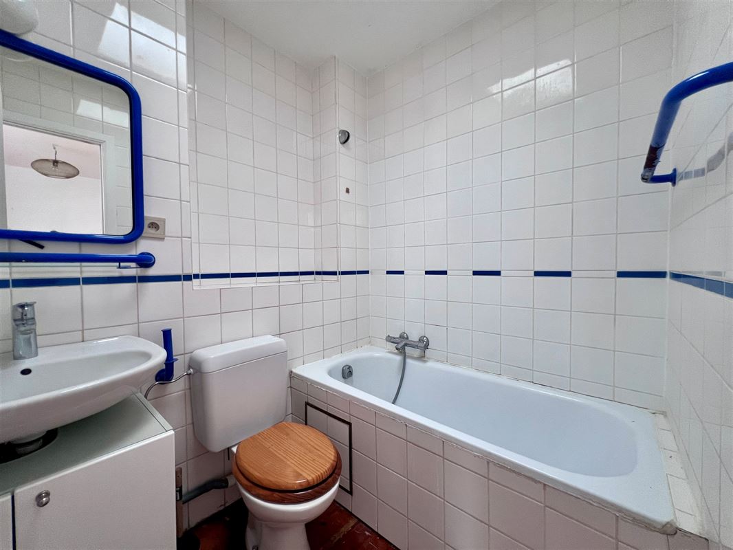 Image 6 : Apartment IN 1050 IXELLES (Belgium) - Price 875 €