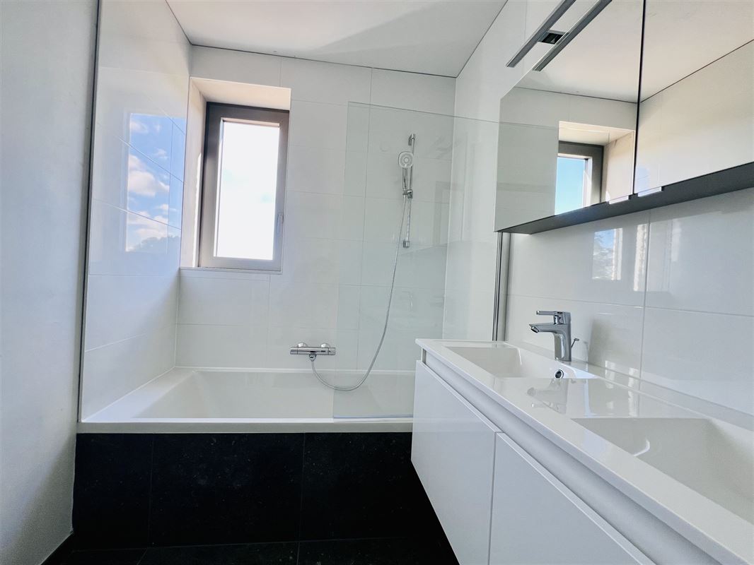 Image 12 : Appartement à 1420 BRAINE-L'ALLEUD (Belgique) - Prix 1.600 €