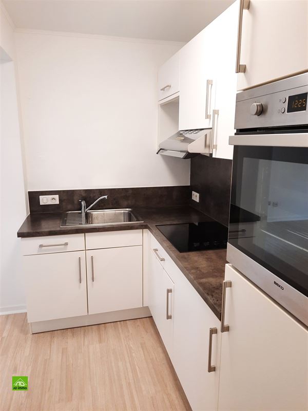 Image 5 : appartement à 5002 SAINT-SERVAIS (Belgique) - Prix 595 €