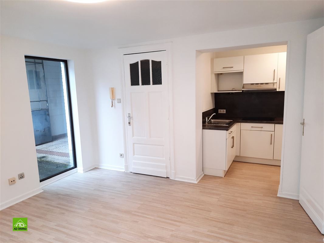 Image 2 : appartement à 5002 SAINT-SERVAIS (Belgique) - Prix 595 €