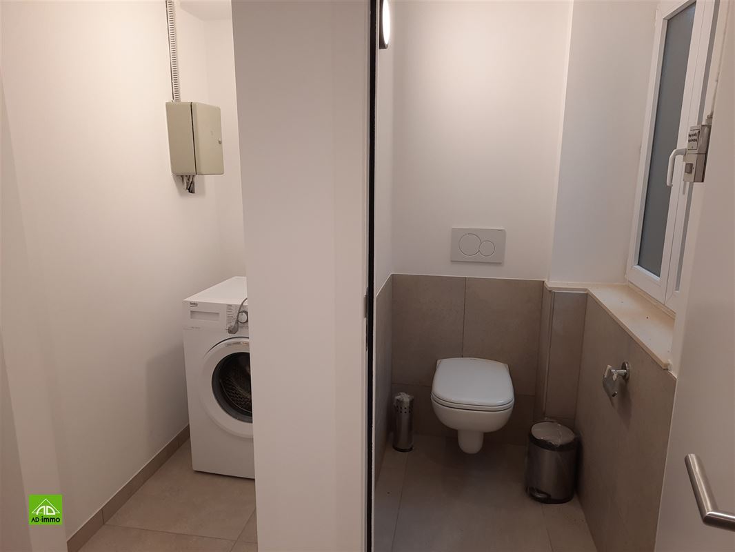 Image 8 : appartement à 5000 NAMUR (Belgique) - Prix 550 €