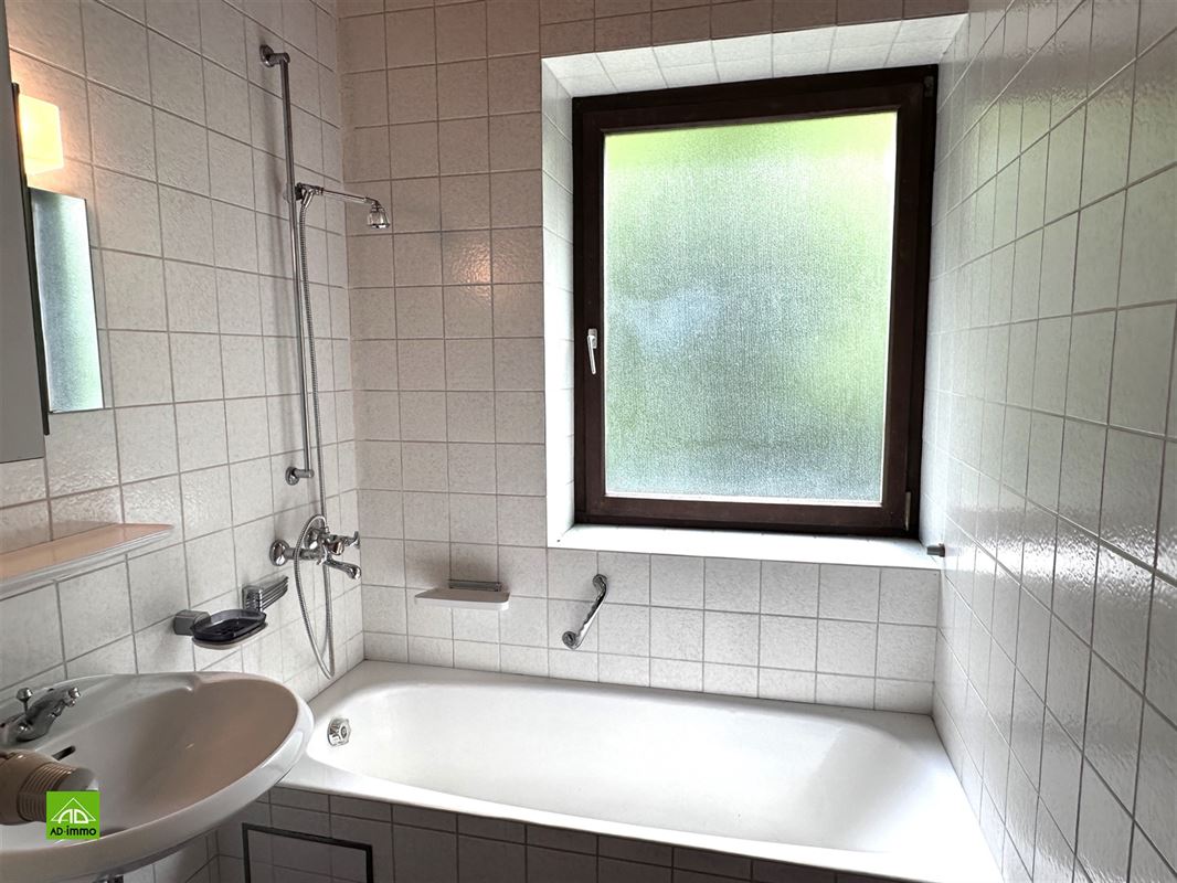 Image 18 : villa à 6900 MARCHE-EN-FAMENNE (Belgique) - Prix 1.200 €