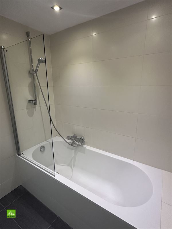 Image 21 : appartement à 5004 BOUGE (Belgique) - Prix 1.100 €