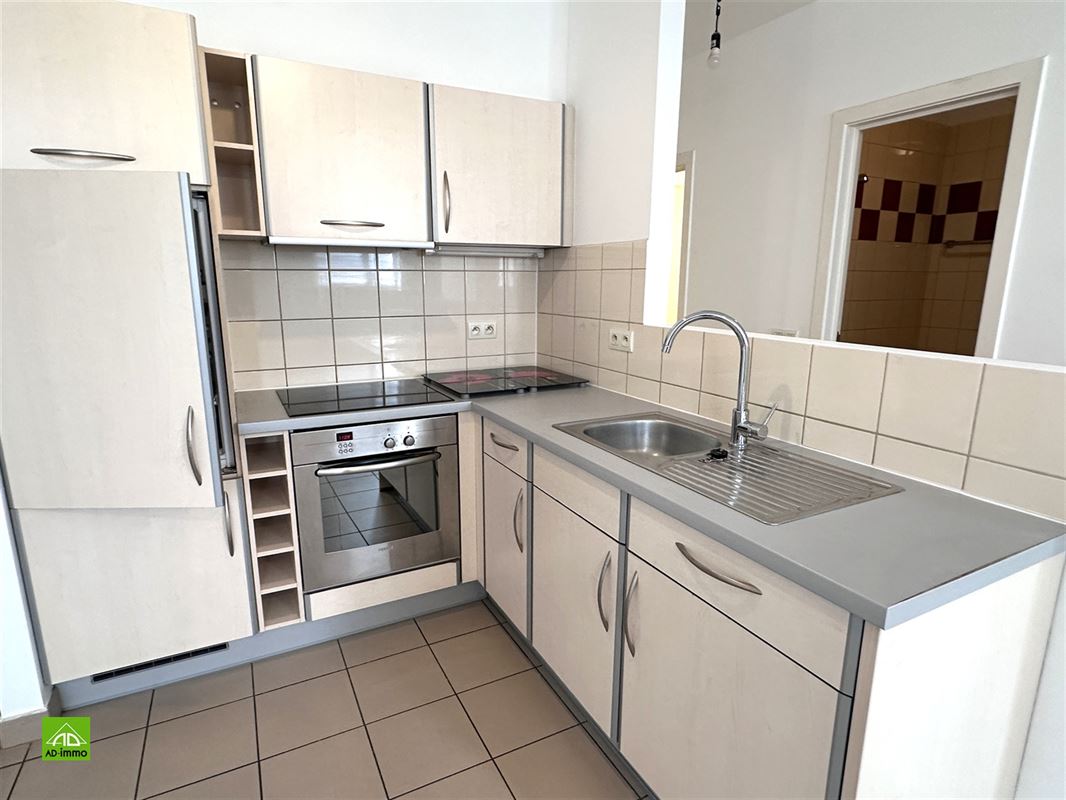 Image 5 : studio à 5000 NAMUR (Belgique) - Prix 650 €