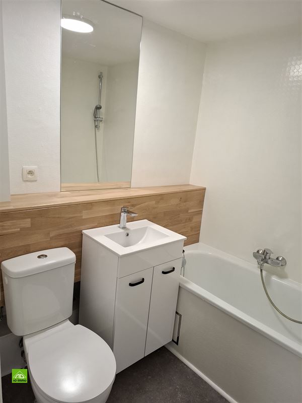 Image 11 : appartement à 5000 NAMUR (Belgique) - Prix 750 €