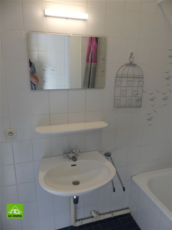 Image 11 : studio à 5081 JAMBES (Belgique) - Prix 490 €
