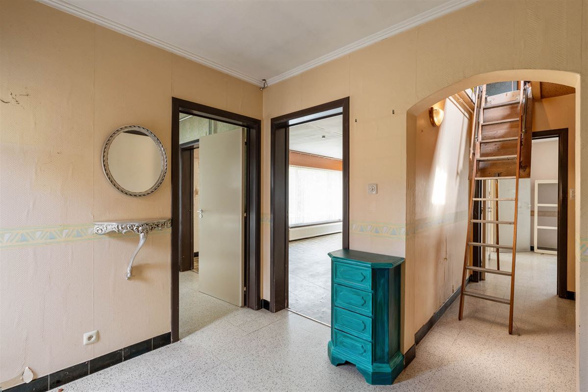 Huis halfopen bebouwing 