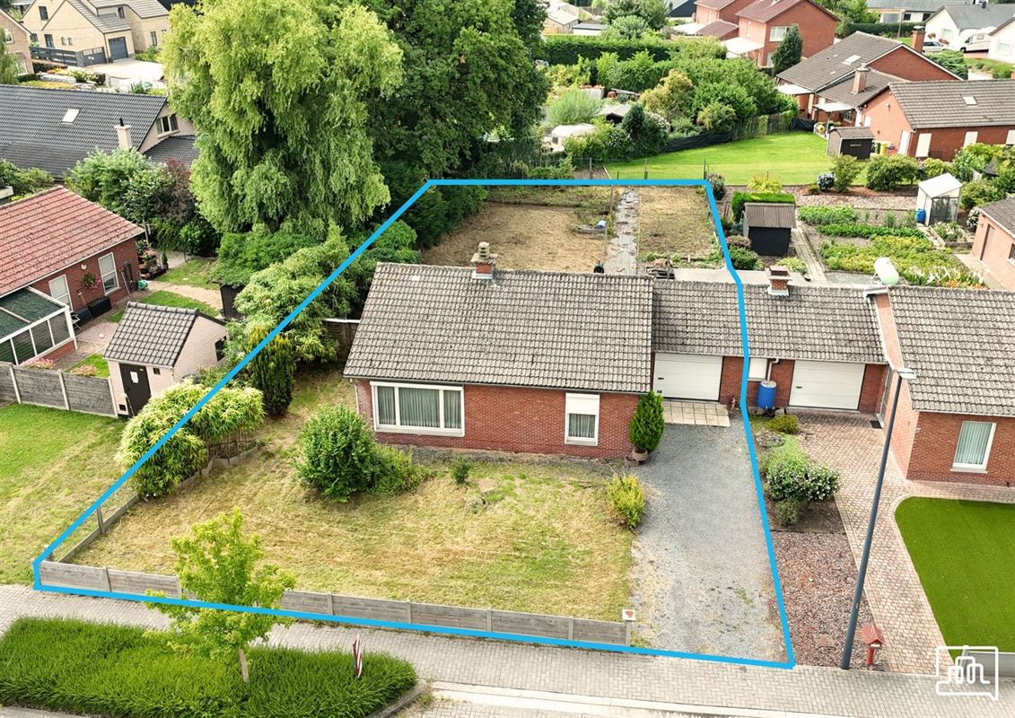 Huis halfopen bebouwing 