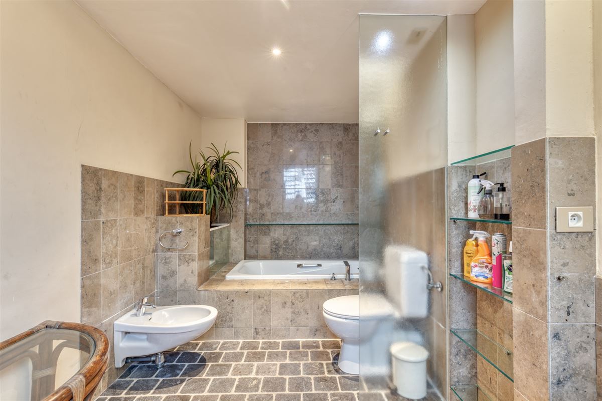 Image 27 : Appartement à 4020 LIÈGE (Belgique) - Prix 1.400 €