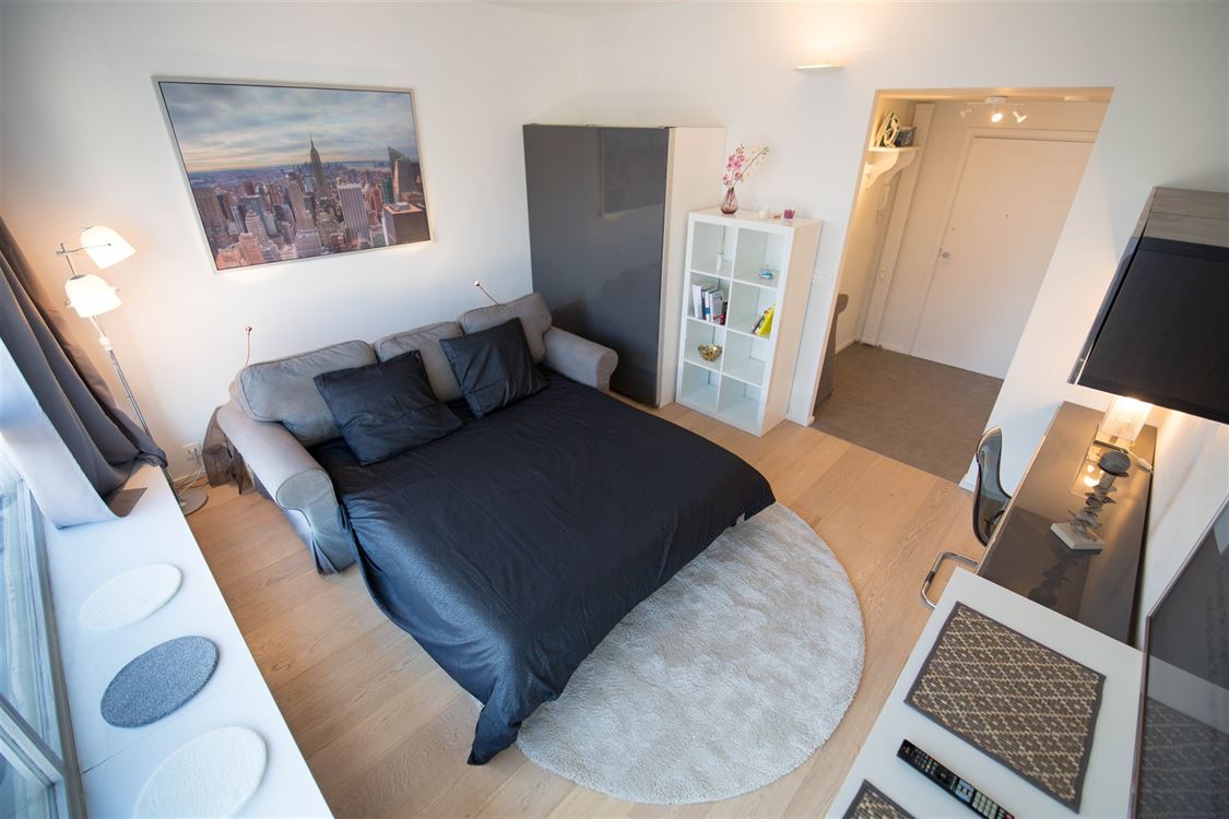 Flat - To rent - 1050 ELSENE