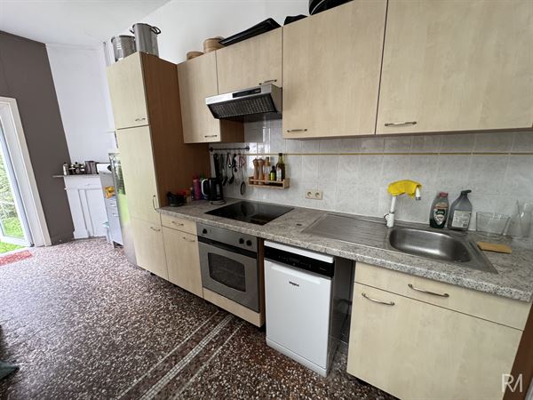 VENNES : Appartement 1 chambre avec terrasse et j