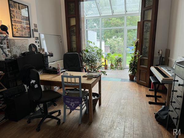 VENNES : Appartement 1 chambre avec terrasse et j