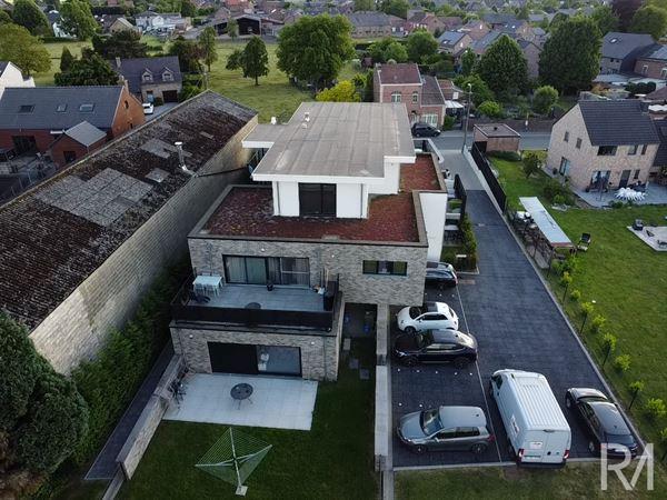 Appartement 95m² 2 ch/balcon/parking à Juprelle
