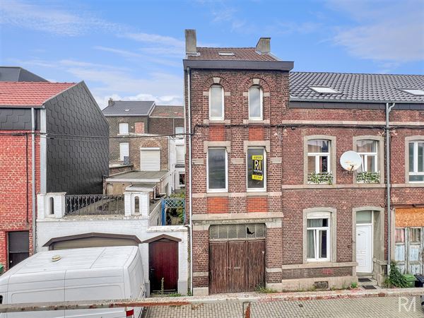 Maison bel étage à parachever