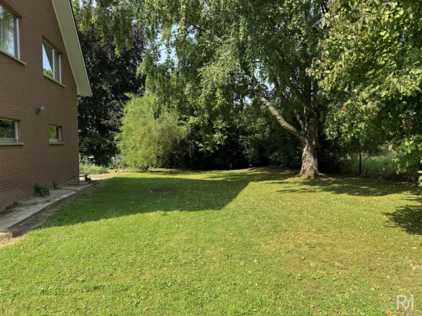 Villa 4 facades à Plainevaux
