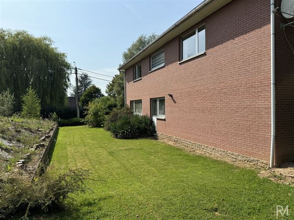Villa 4 facades à Plainevaux