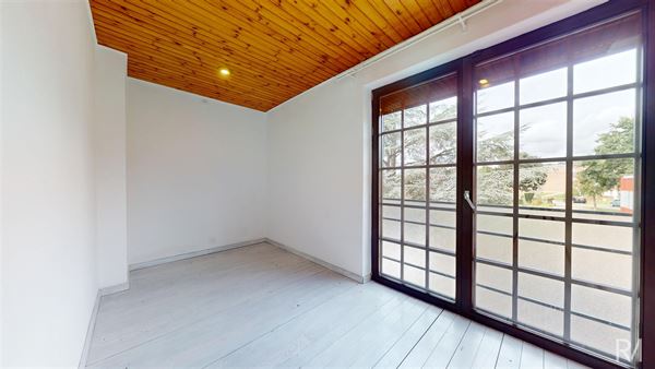 Maison 2 chambres à râfraichir/jardin/terrasse 