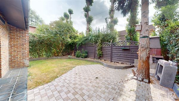 Maison 2 chambres à râfraichir/jardin/terrasse 