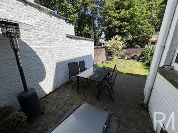 VENNES : Appartement 1 chambre avec terrasse et j