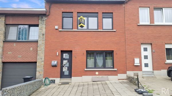 Maison 3ch avec emplacements de parking