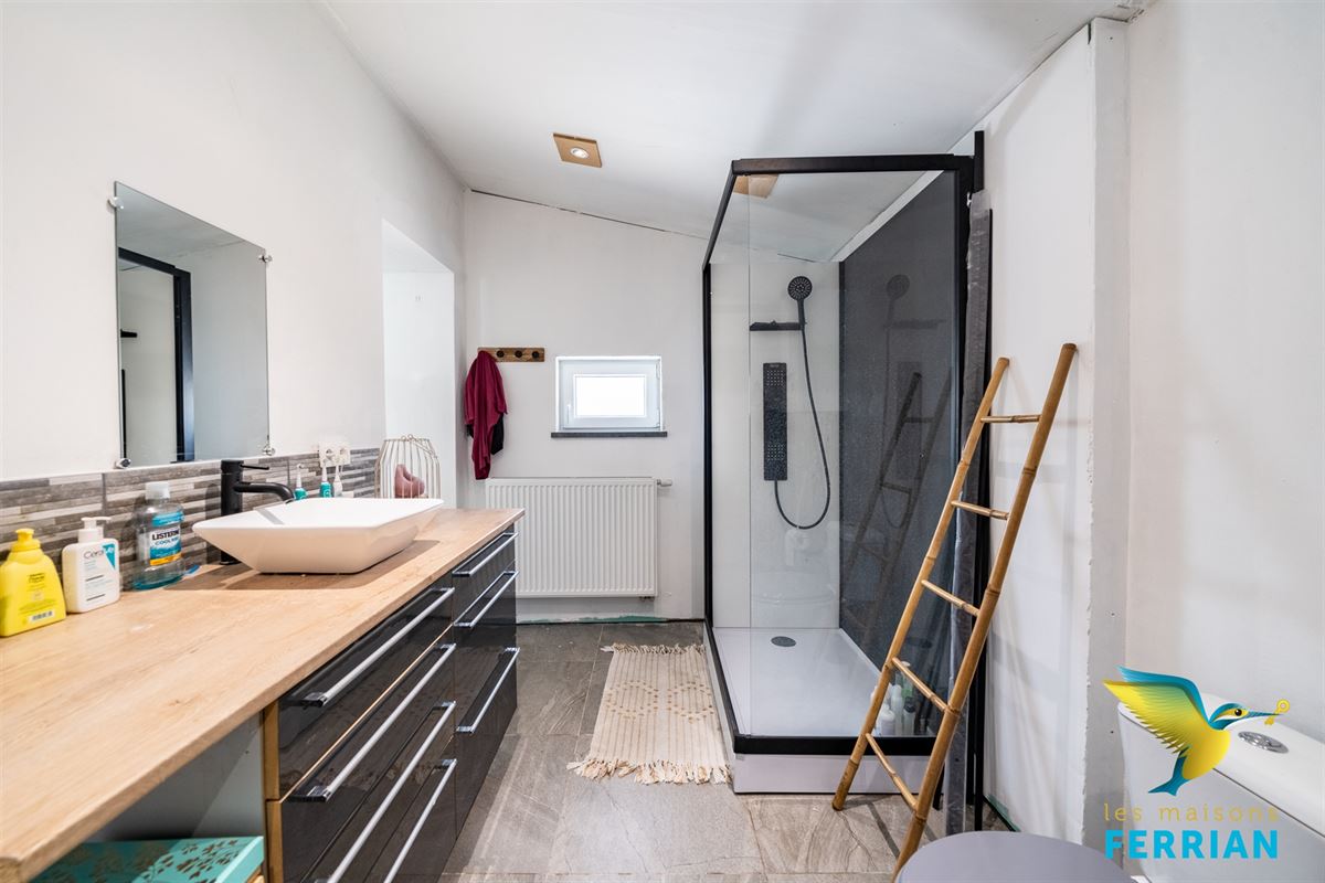 Maison unifamiliale à SOUVRET (2 chambres)