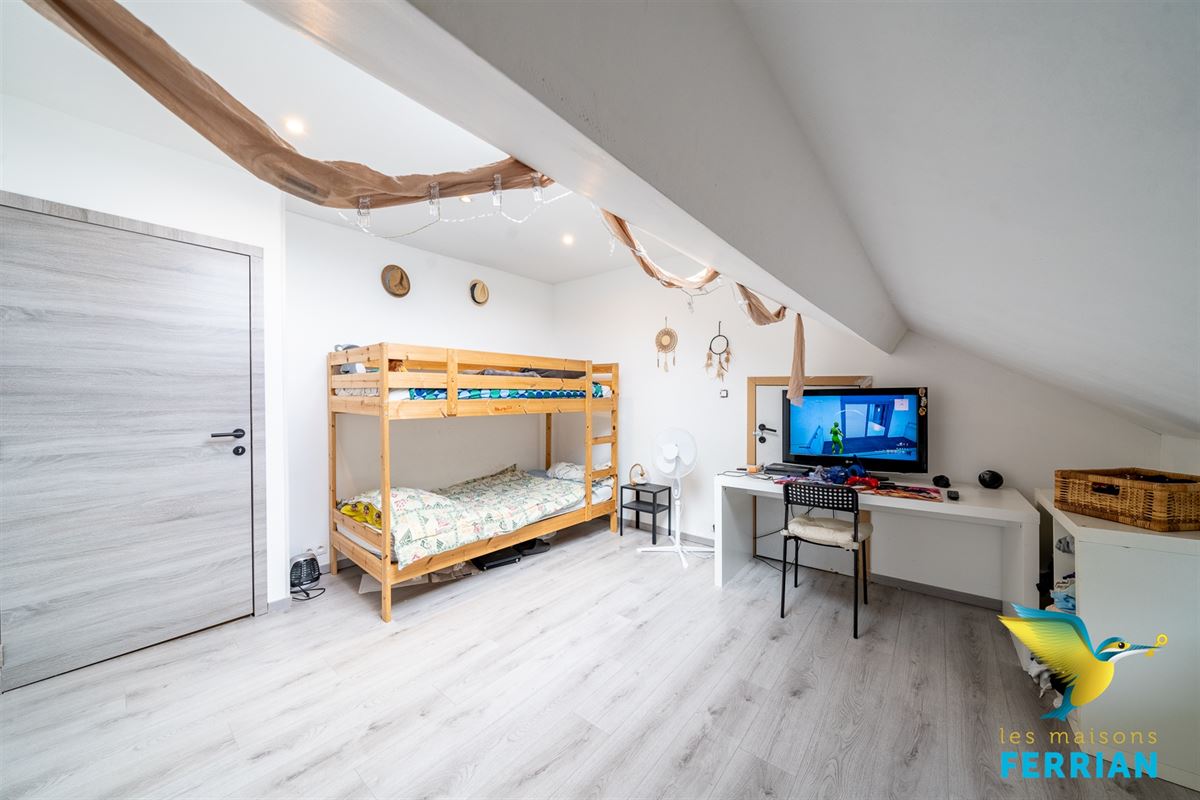 Maison unifamiliale à SOUVRET (2 chambres)