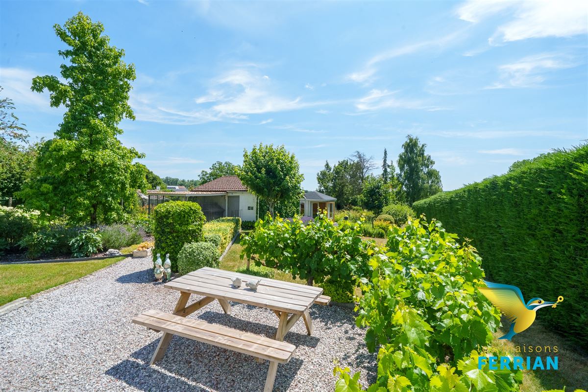 Maison unifamiliale à LEERS-ET-FOSTEAU (2 chambres)