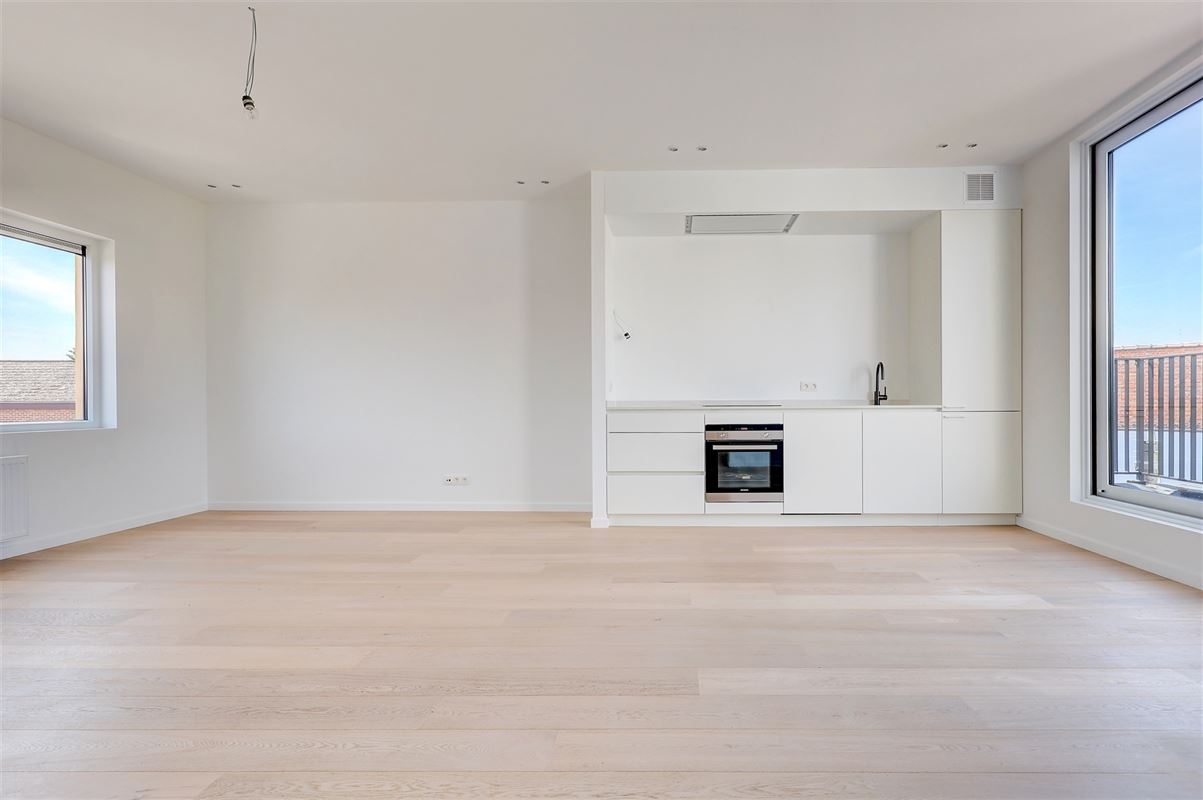 Lichtrijk appartement met terras in centrum Lier