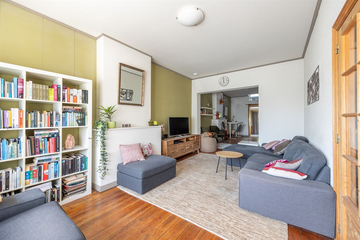 Gezinswoning met vier slaapkamers en tuin