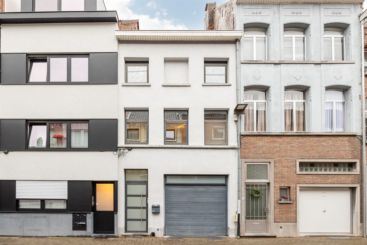 Woning met drie slaapkamers, tuin en garage