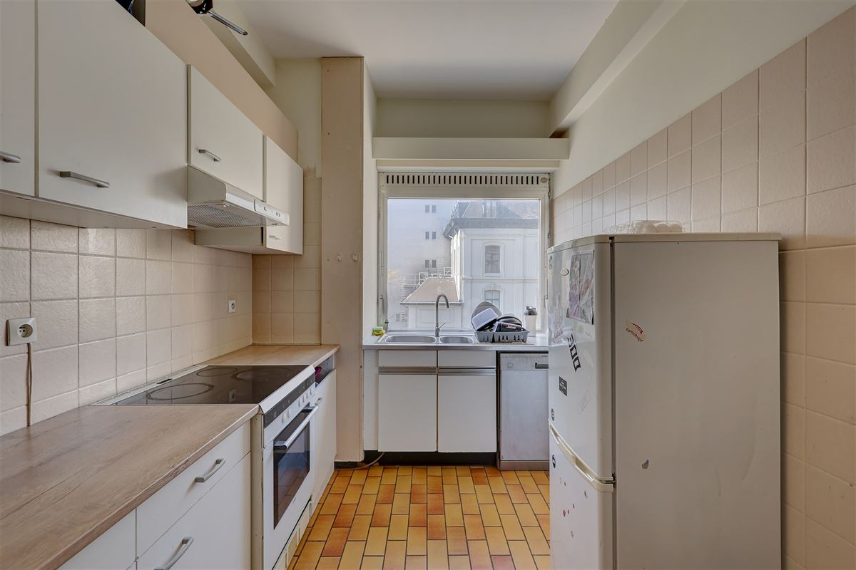 Ruim appartement met twee slaapkamers en terras in centrum Antwerpen