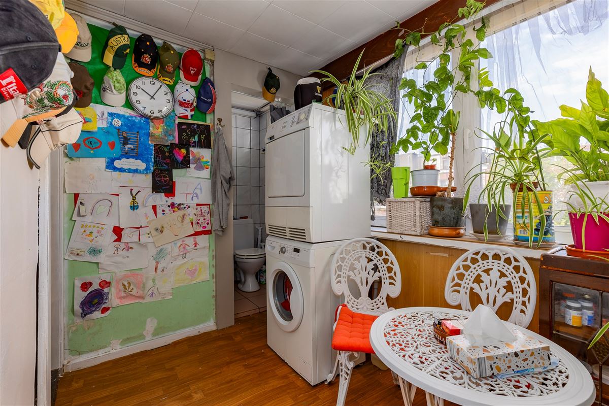 Woning ingedeeld in 3 verhuurde appartementen