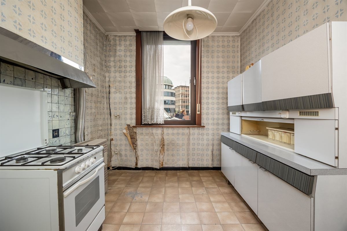 Te renoveren woning met tuin op toplocatie in Mechelen